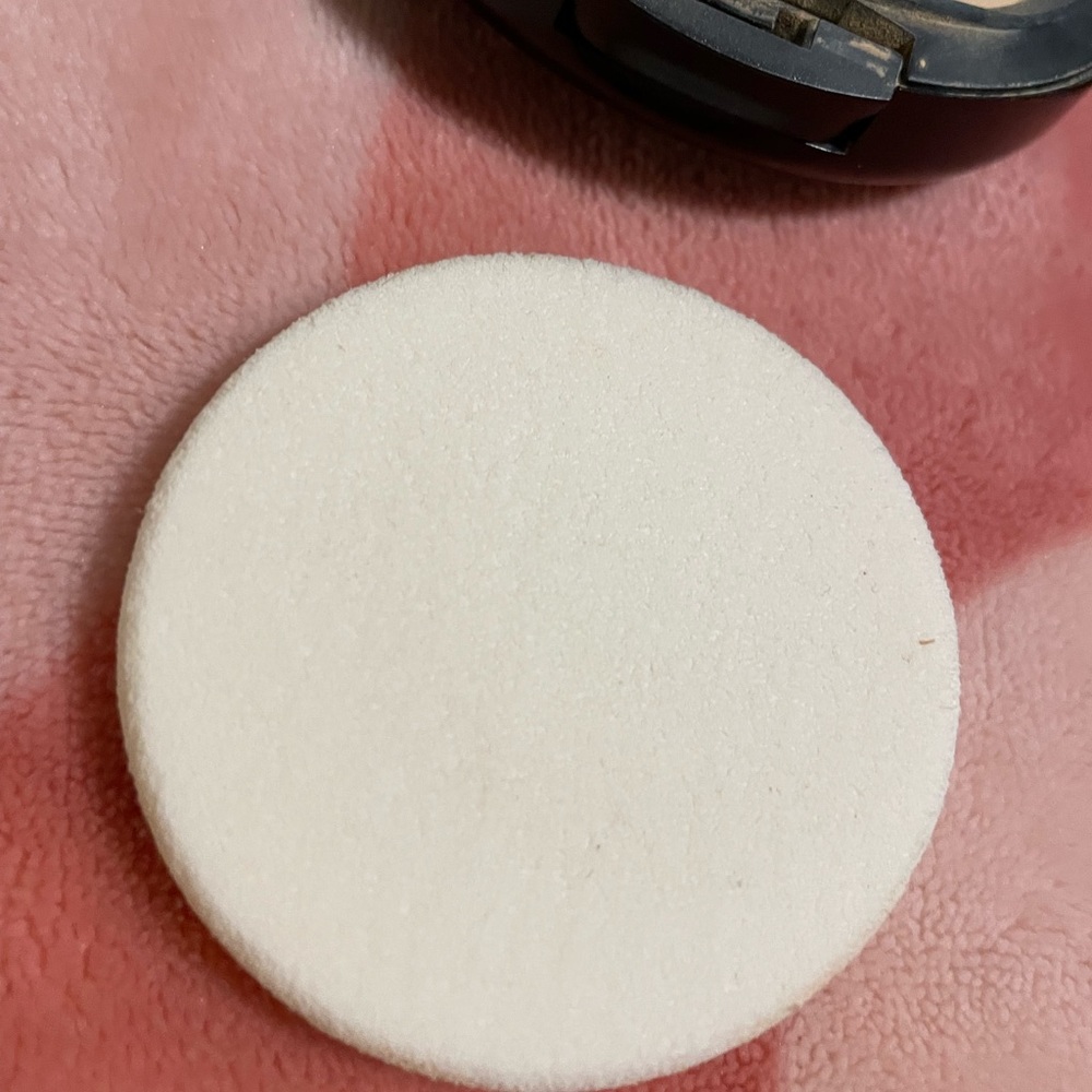 MAC Powder Compact Bundle - Picture 9 of 13